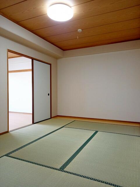 リビング以外の居室／和室６畳