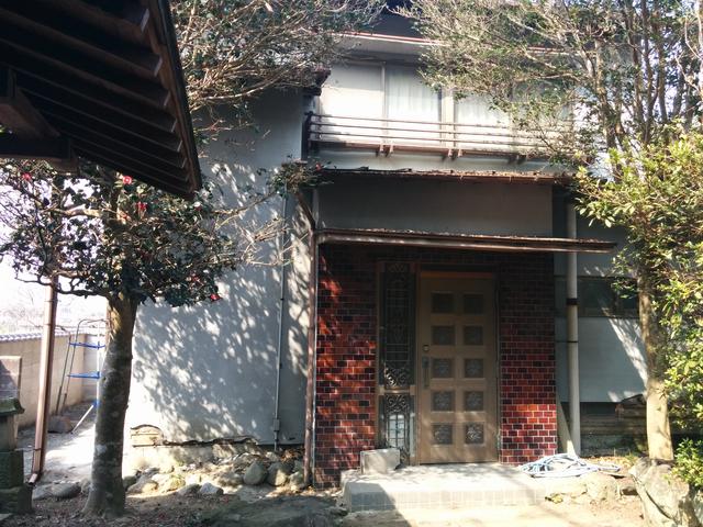 別棟の古家（リフォームすれば使用可能です）