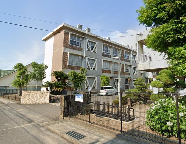 さぬき市立長尾中学校 (1,482m)