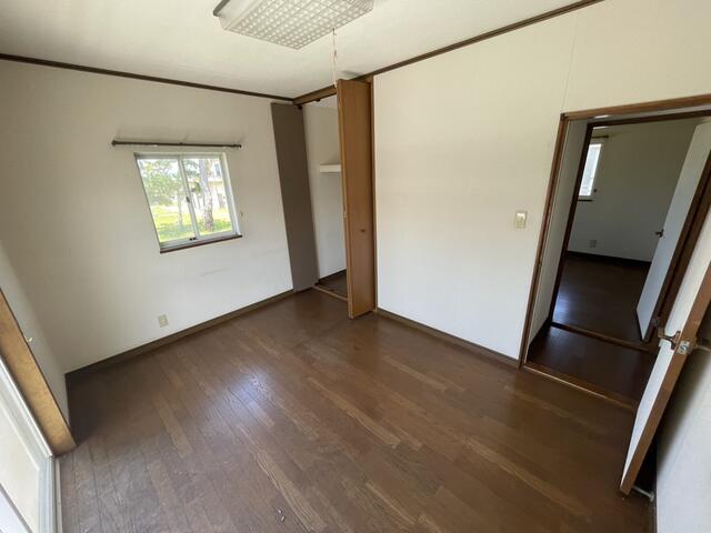 リビング以外の居室／２Ｆ海側の洋室