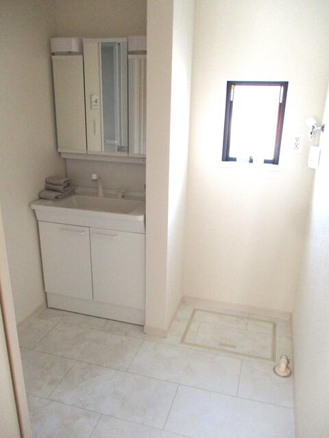 detached 愛媛県伊予郡松前町大字中川原