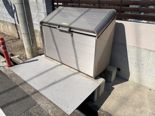 detached 愛媛県伊予郡松前町大字筒井 地図を見る