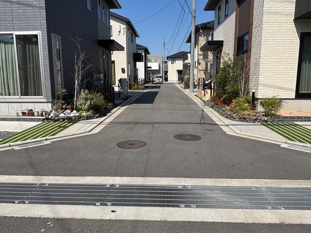 detached 愛媛県伊予郡松前町大字筒井 地図を見る