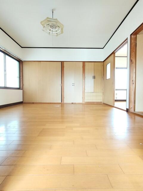 detached 愛媛県南宇和郡愛南町御荘平城 地図を見る