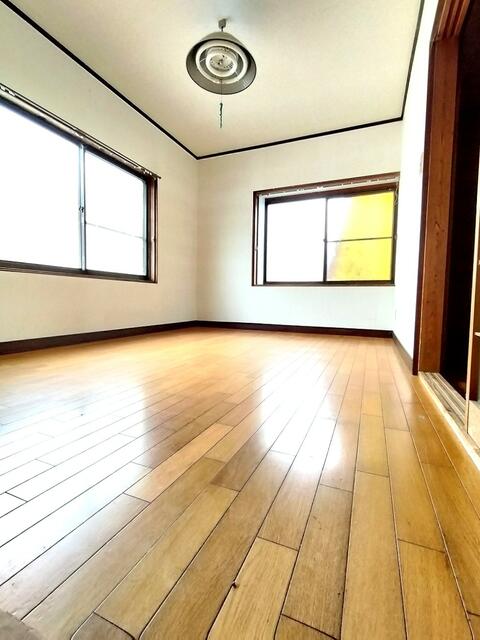 detached 愛媛県南宇和郡愛南町御荘平城 地図を見る