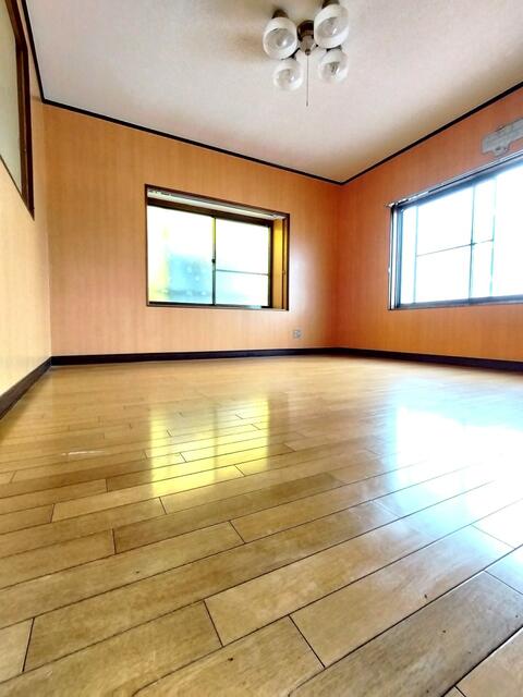 detached 愛媛県南宇和郡愛南町御荘平城 地図を見る