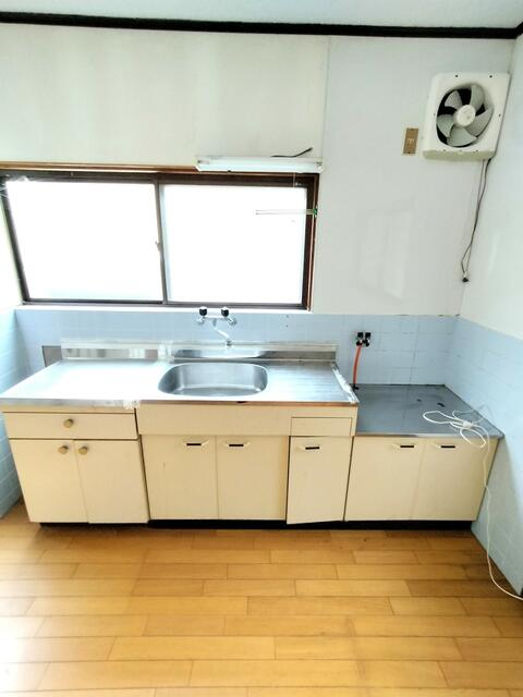 detached 愛媛県南宇和郡愛南町御荘平城 地図を見る
