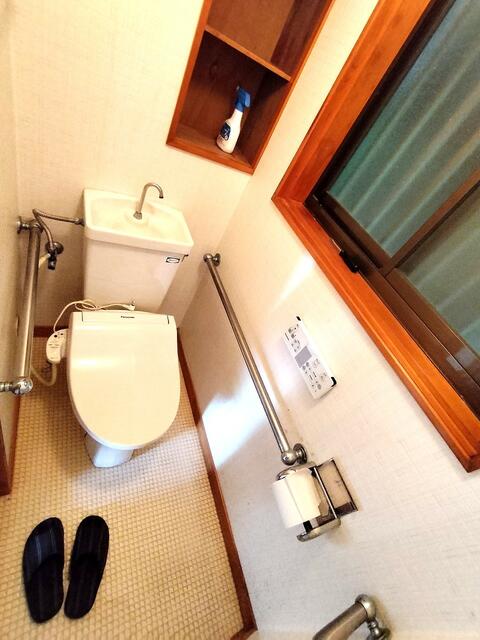 detached 愛媛県南宇和郡愛南町御荘平城 地図を見る