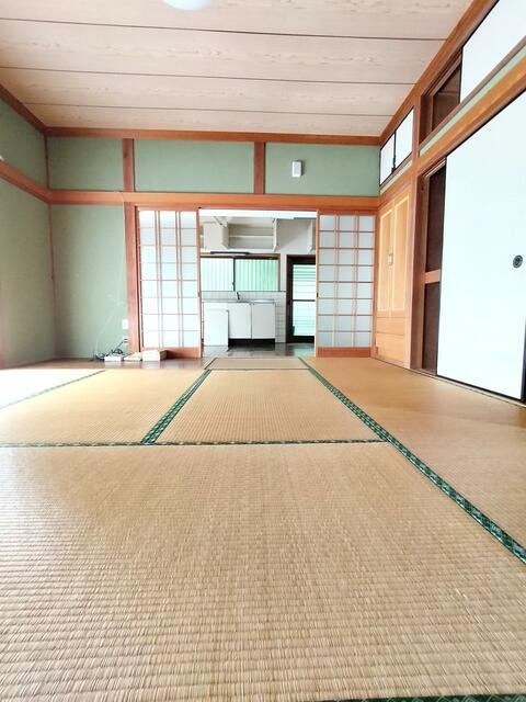 detached 愛媛県南宇和郡愛南町御荘平城 地図を見る