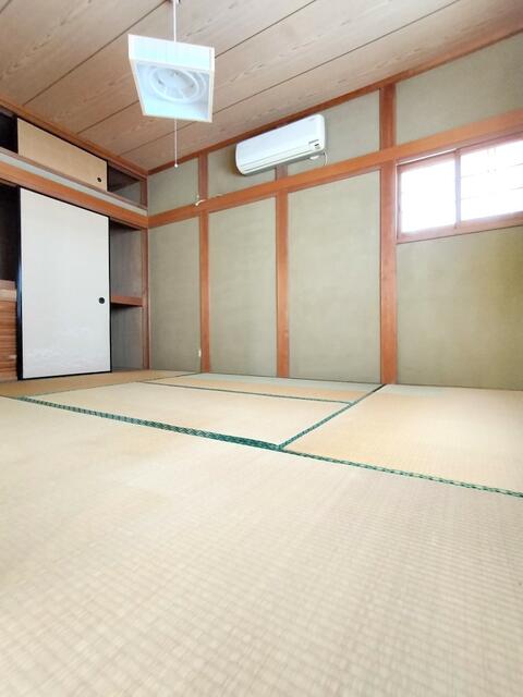 detached 愛媛県南宇和郡愛南町御荘平城 地図を見る