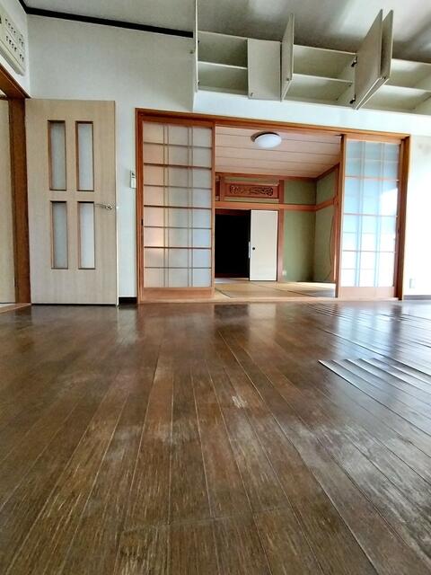 detached 愛媛県南宇和郡愛南町御荘平城 地図を見る