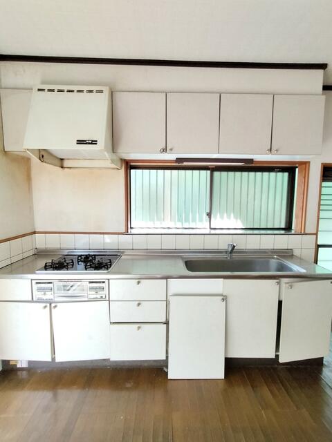 detached 愛媛県南宇和郡愛南町御荘平城 地図を見る