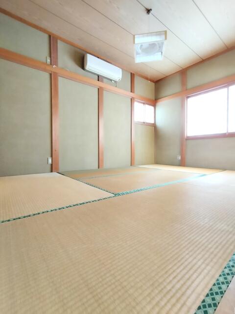 detached 愛媛県南宇和郡愛南町御荘平城 地図を見る