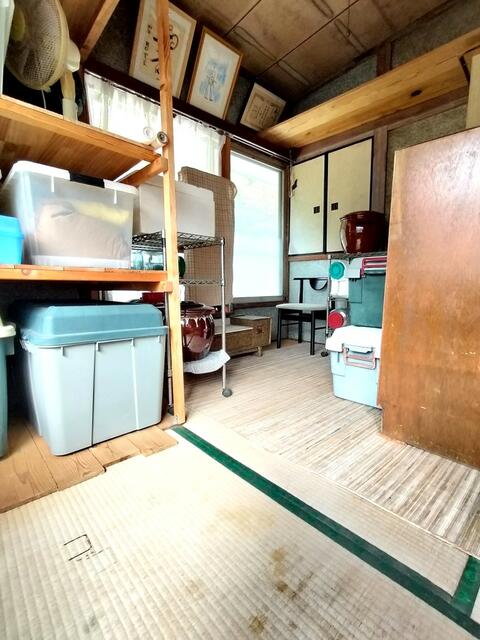 detached 愛媛県南宇和郡愛南町久良 地図を見る