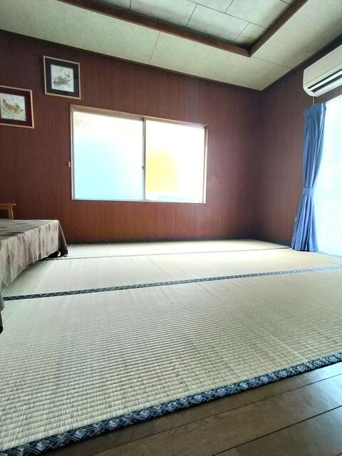 detached 愛媛県南宇和郡愛南町久良 地図を見る