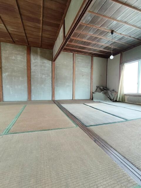 detached 愛媛県南宇和郡愛南町城辺甲 地図を見る
