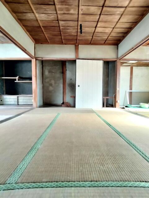 detached 愛媛県南宇和郡愛南町城辺甲 地図を見る