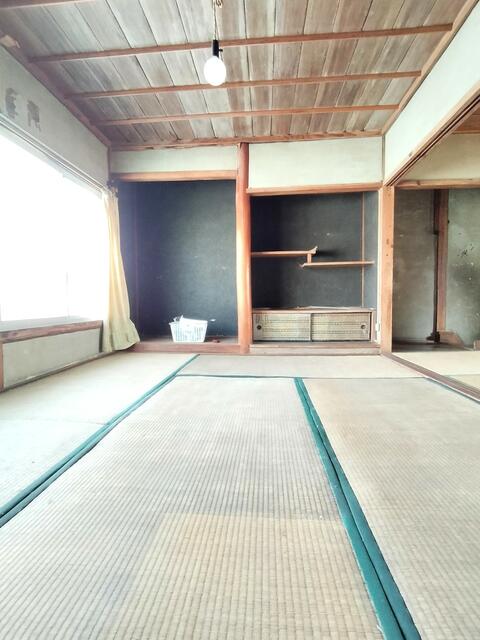 detached 愛媛県南宇和郡愛南町城辺甲 地図を見る