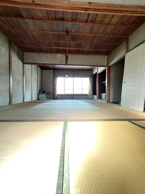 detached 愛媛県南宇和郡愛南町城辺甲 地図を見る