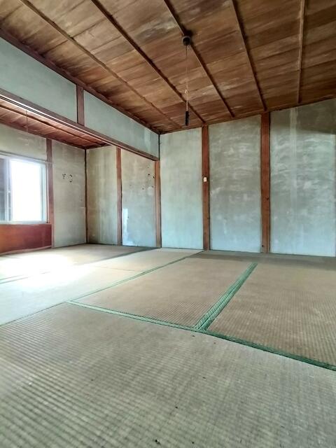 detached 愛媛県南宇和郡愛南町城辺甲 地図を見る