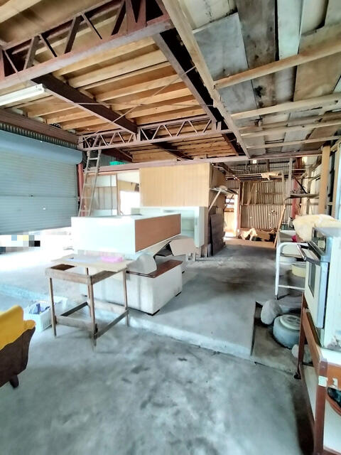 detached 愛媛県南宇和郡愛南町城辺甲 地図を見る