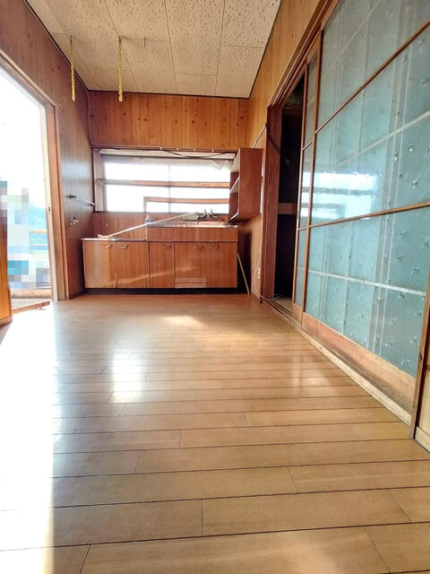 detached 愛媛県南宇和郡愛南町城辺甲 地図を見る