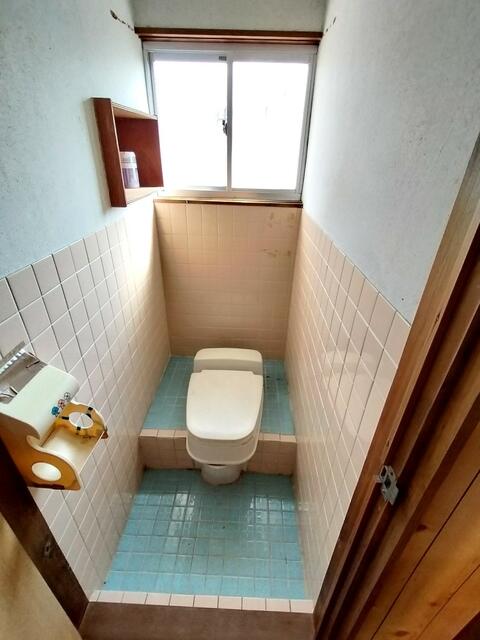 detached 愛媛県南宇和郡愛南町城辺甲 地図を見る