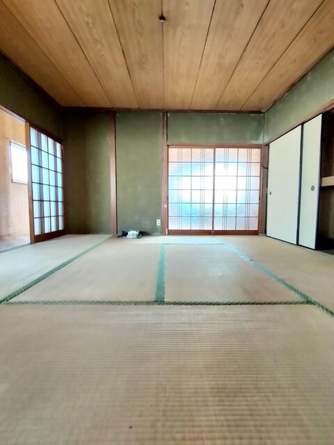 detached 愛媛県南宇和郡愛南町城辺甲 地図を見る