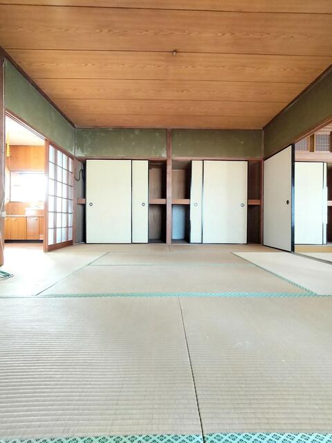 detached 愛媛県南宇和郡愛南町城辺甲 地図を見る