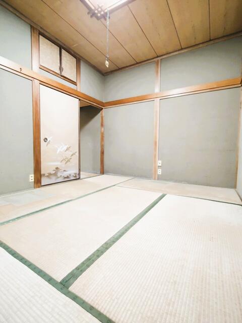 detached 愛媛県南宇和郡愛南町御荘平城 地図を見る