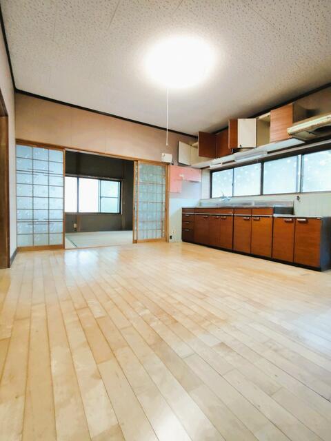 detached 愛媛県南宇和郡愛南町御荘平城 地図を見る