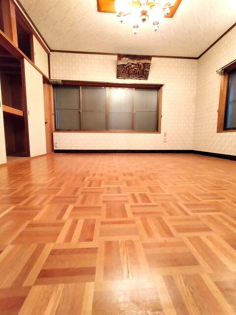 detached 愛媛県南宇和郡愛南町久良 地図を見る