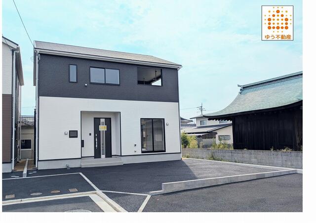 detached 愛媛県伊予郡松前町大字筒井 地図を見る