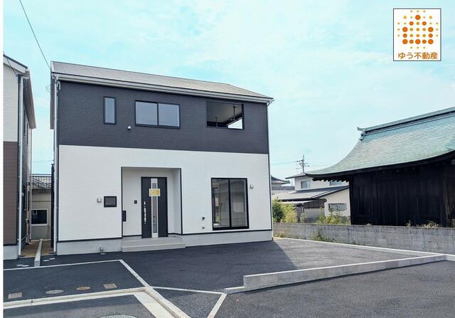 detached 愛媛県伊予郡松前町大字筒井 地図を見る