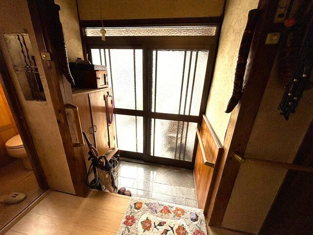 玄関／玄関はすっきりとコンパクトに。