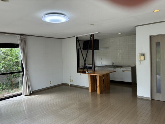 detached 愛媛県東温市上林