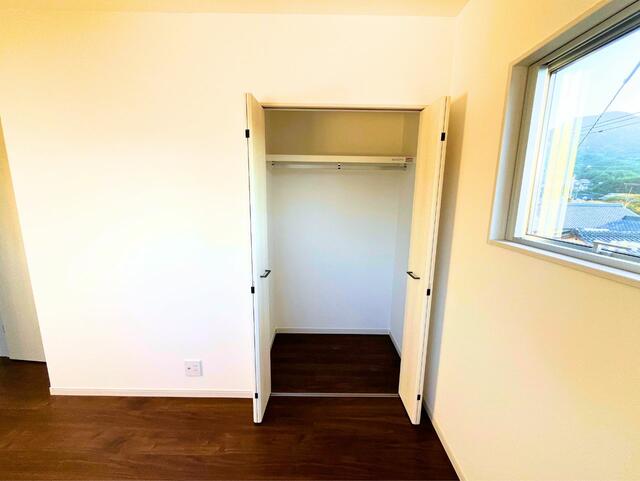 detached 愛媛県伊予郡砥部町岩谷口 地図を見る