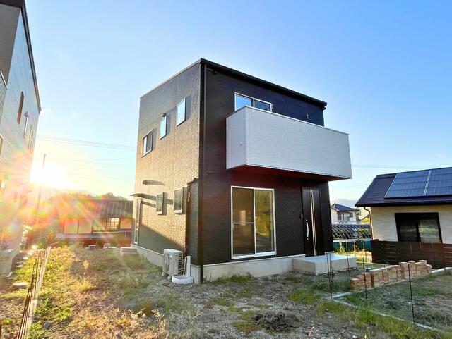 detached 愛媛県伊予郡砥部町岩谷口 地図を見る