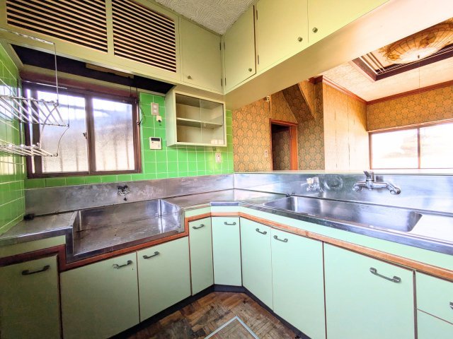detached 愛媛県伊予郡松前町大字北黒田 地図を見る
