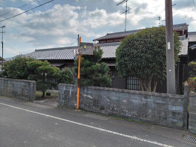 愛媛県西条市の一戸建て | 205万円 | 8DK | 347.14m² | Akiyama house finder