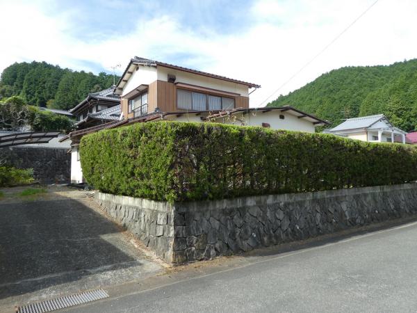 detached 愛媛県大洲市五郎 地図を見る