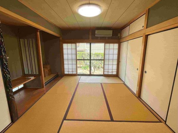 detached 愛媛県大洲市五郎 地図を見る