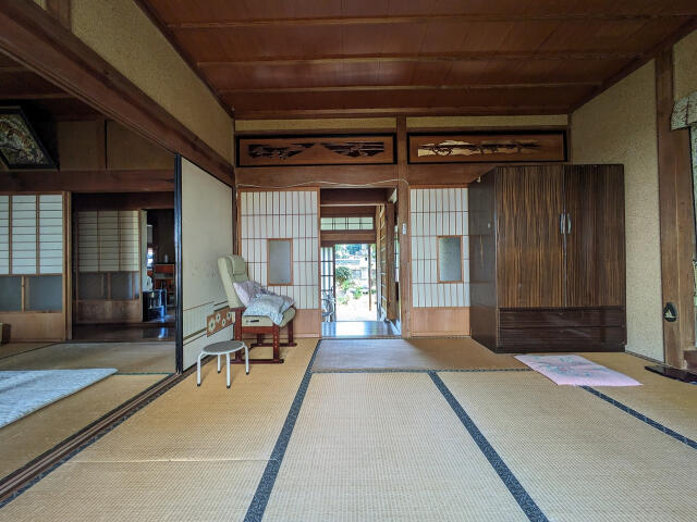 detached 愛媛県松山市窪野町 地図を見る