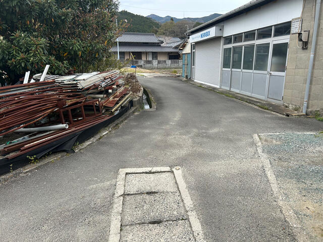 detached 愛媛県東温市樋口 地図を見る