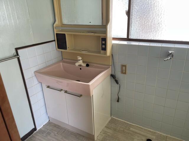 detached 愛媛県伊予郡砥部町大南