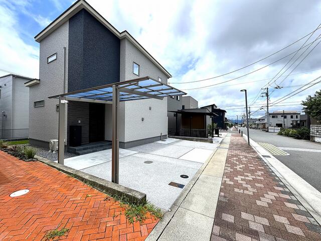 detached 愛媛県東温市志津川南３丁目 地図を見る