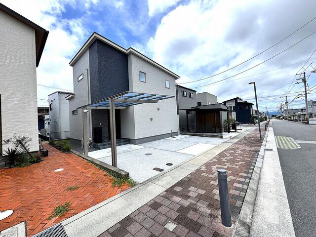 detached 愛媛県東温市志津川南３丁目 地図を見る