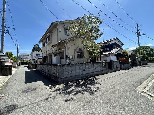 detached 愛媛県東温市見奈良 地図を見る