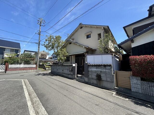 detached 愛媛県東温市見奈良 地図を見る