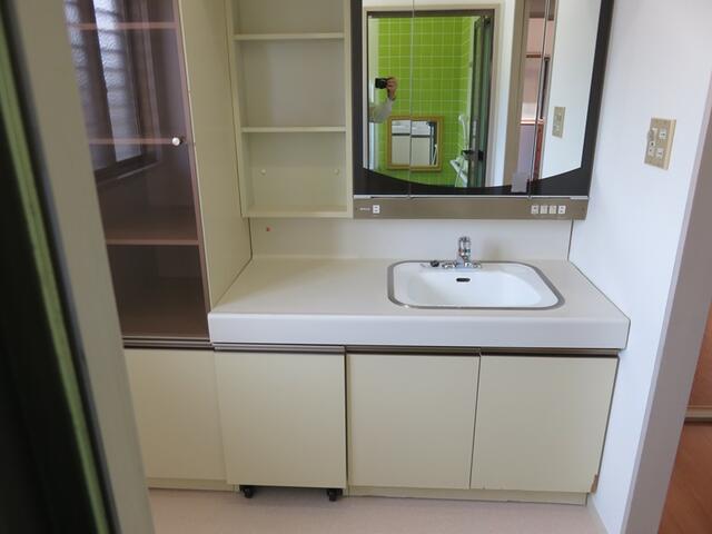 detached 愛媛県東温市西岡 地図を見る